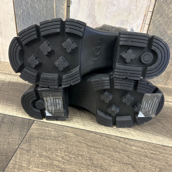 NWT UGG BROOKLYN SUNBURST BLK FUR BOOT 7.5 - Picture 4 of 4